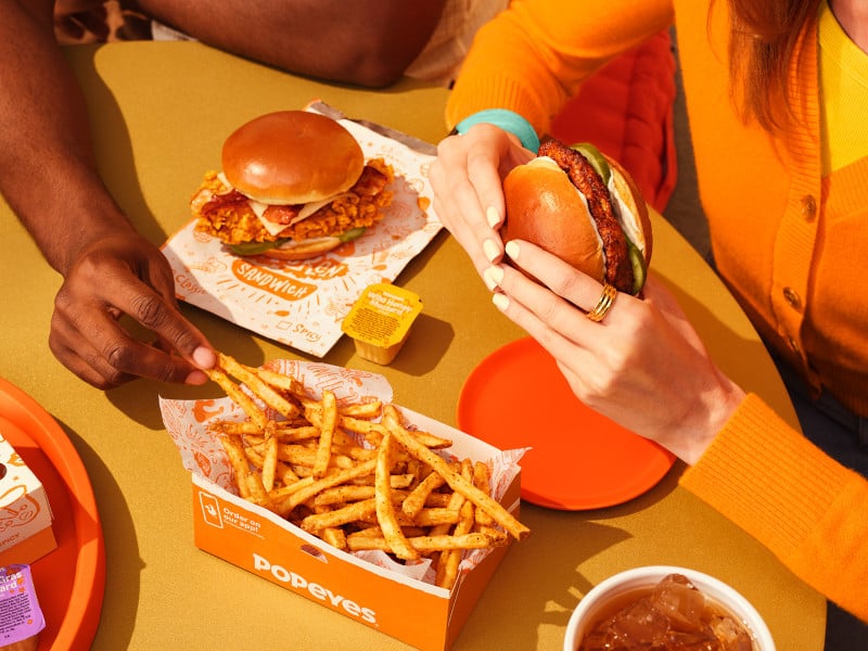 23PLK_8098_Extra_01_LivingRoom_0119_sRGB_email